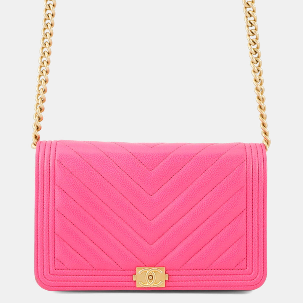 Chanel Chain Wallet Boy Chevron Coco Mark V Stitch Chanel Chain Wallet Boy Chevron Coco Mark V Stitch