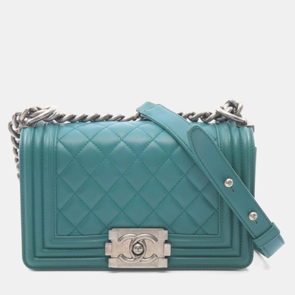 Chanel Boy Chanel Small Shoulder Bag In Lambskin (Sheepskin) - Green Chanel Boy Chanel Small Shoulder Bag In Lambskin (Sheepskin) - Green