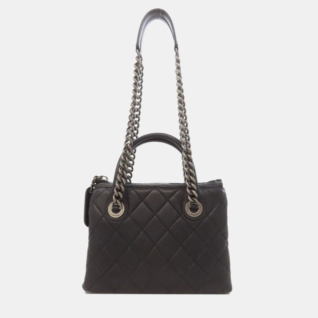 Chanel Matelasse Handbag In Calfskin