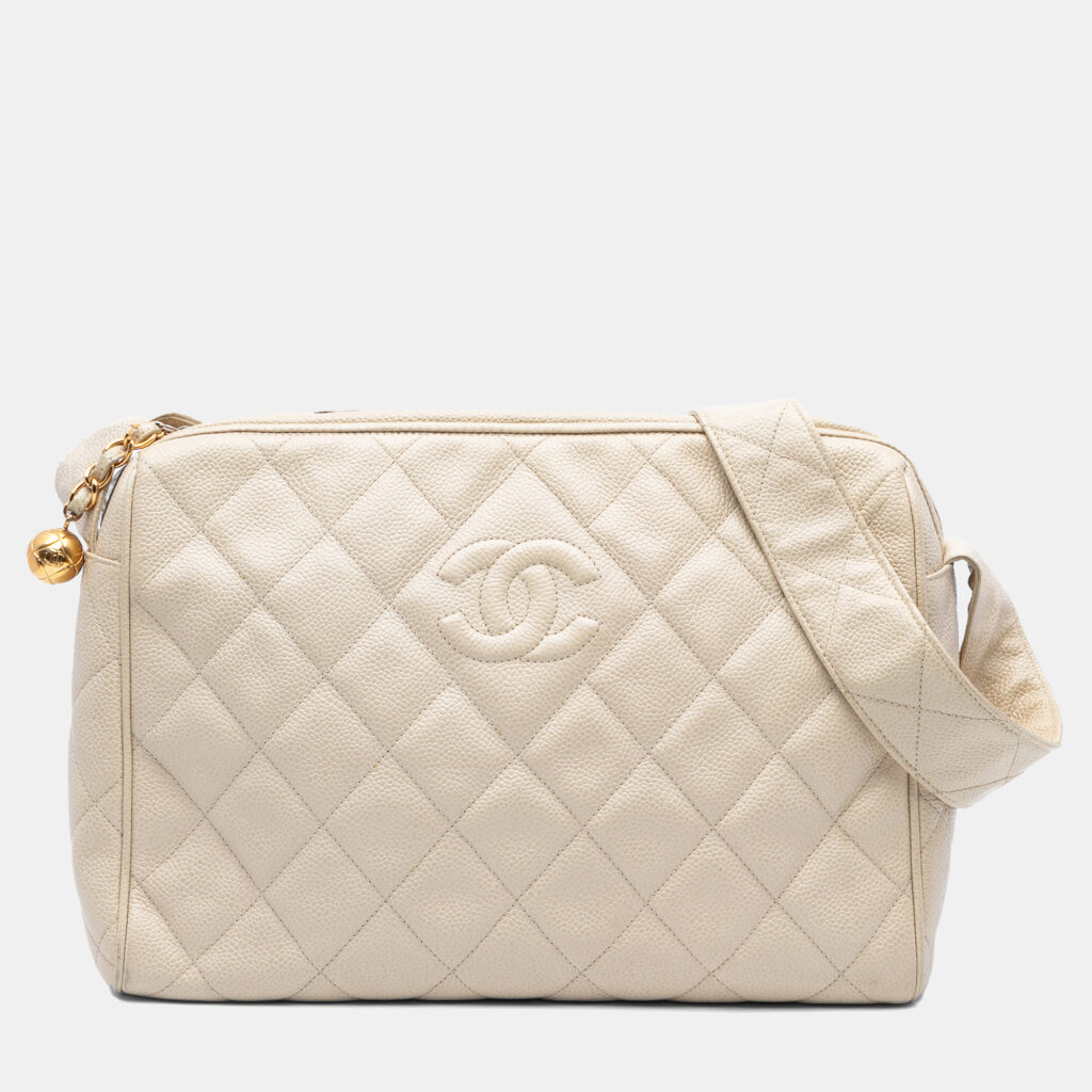 luxury-women-chanel-used-handbags-p1234121-001.jpg Chanel White CC Quilted Caviar Crossbody