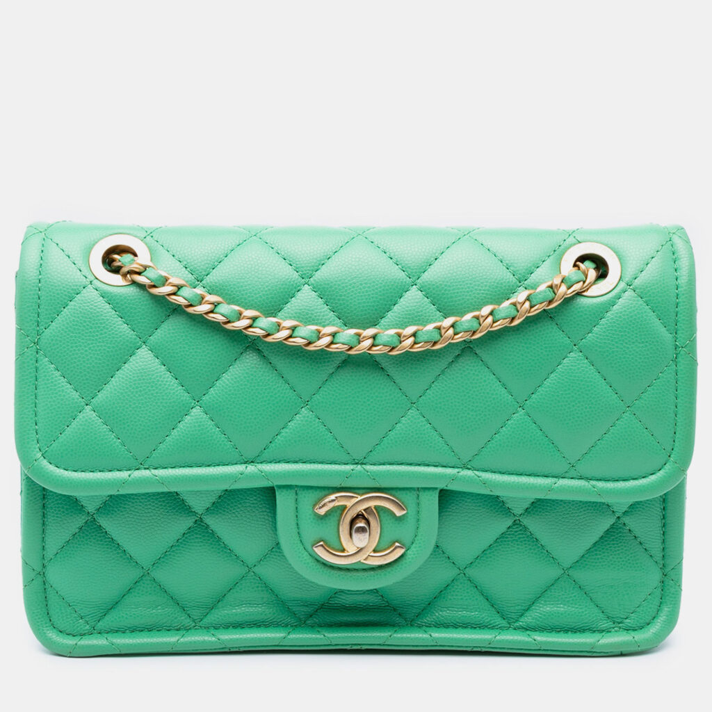 luxury-women-chanel-used-handbags-p1235060-008.jpg Chanel Green Medium Quilted Caviar Sweet Flap