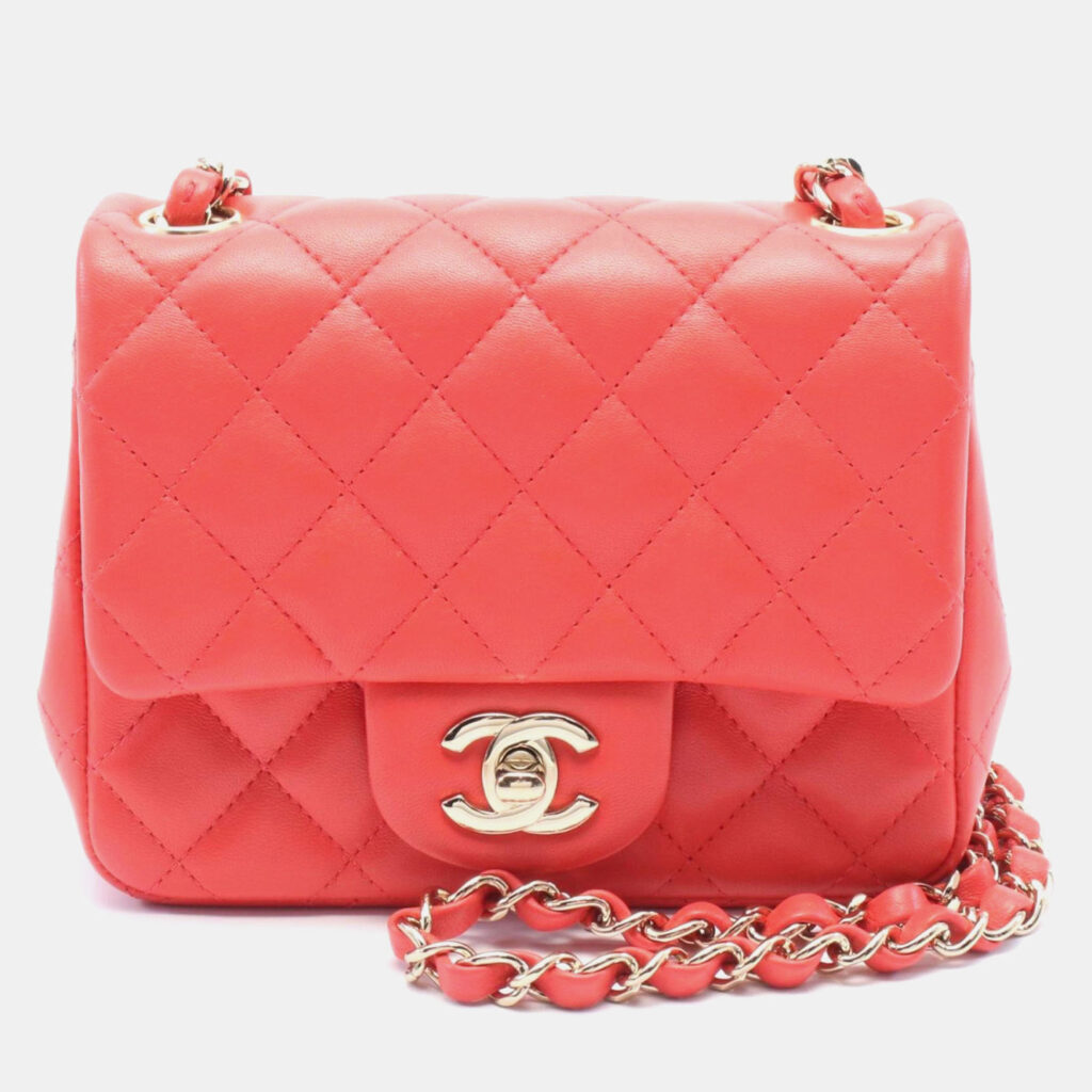 Chanel Mini Matelasse Shoulder Bag Leather Red Chanel Mini Matelasse Shoulder Bag Leather Red