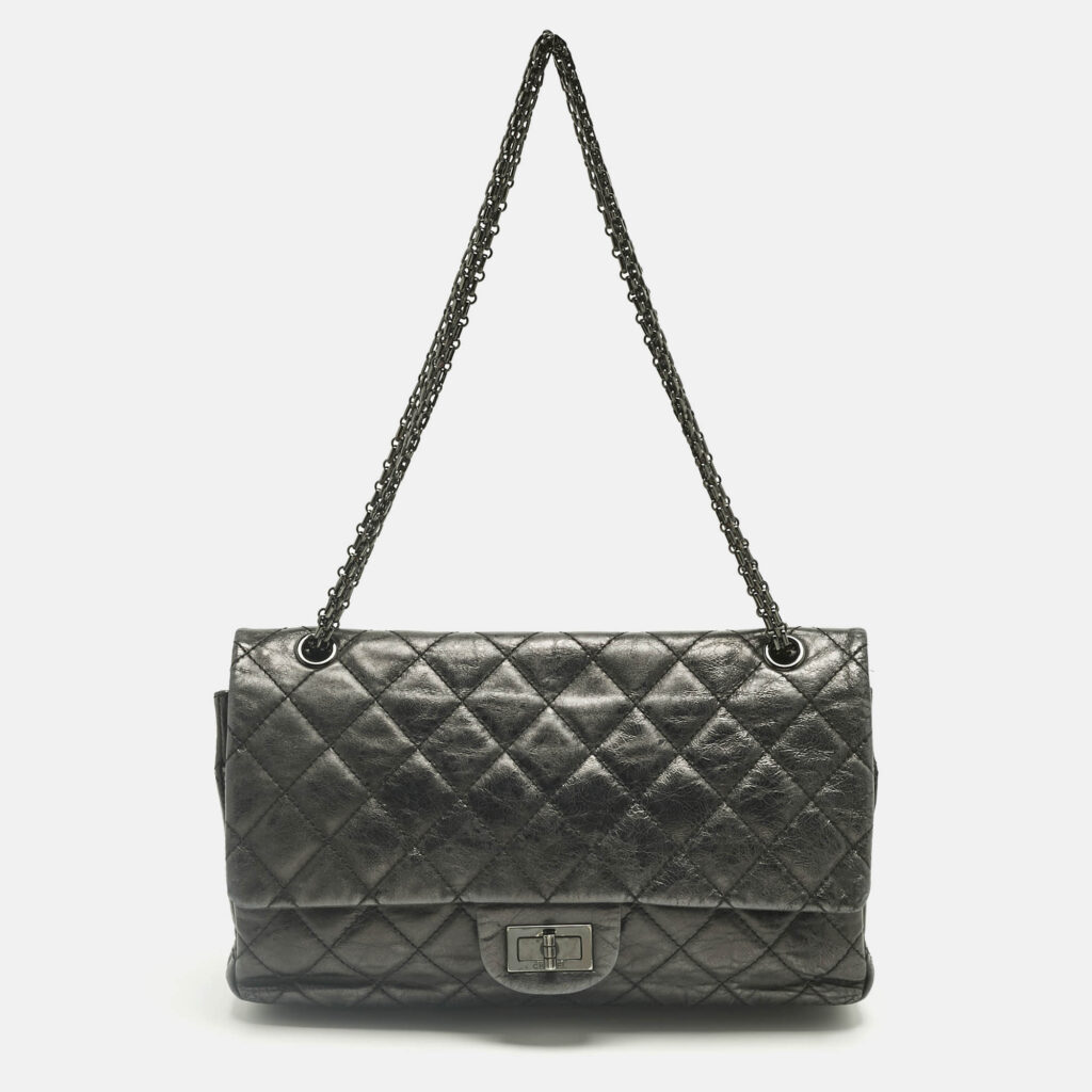 Chanel Black Quilted Aged Leather Classic 227 Reissue 2.55 Flap Bag Chanel Black Quilted Aged Leather Classic 227 Reissue 2.55 Flap Bag