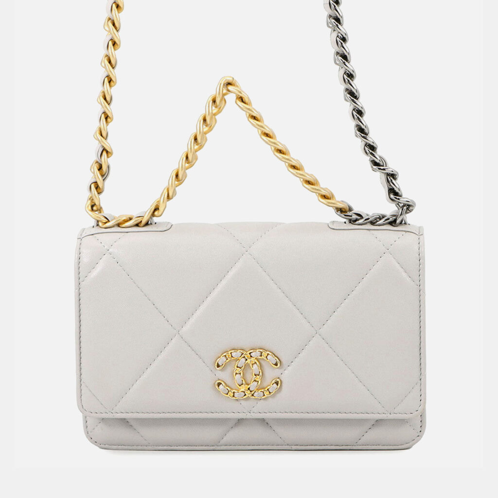 Chanel Chanel19 Chain Wallet Gray Lambskin