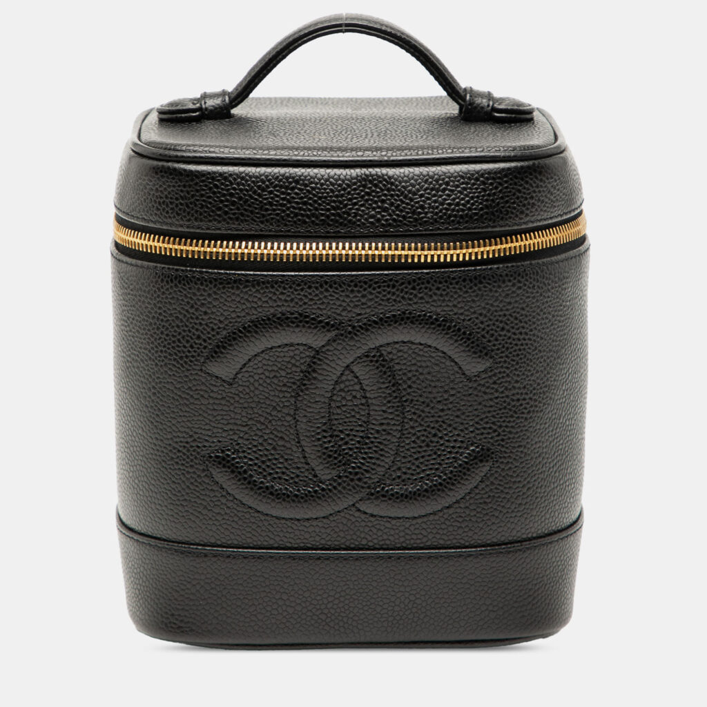 luxury-women-chanel-used-handbags-p1241626-002.jpg Chanel Black CC Caviar Vanity Bag