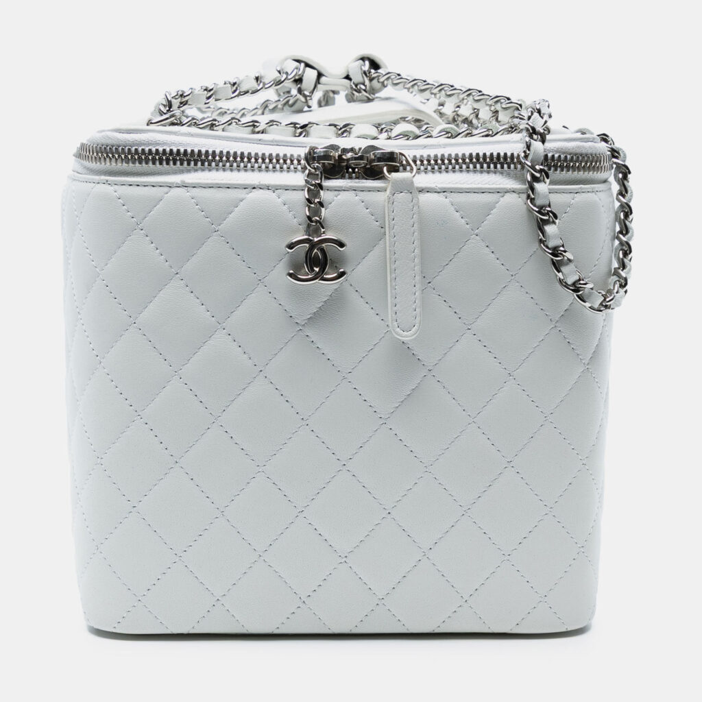 Chanel White Large Quilted Lambskin Top Handle Jewelry Box With Chain Chanel White Large Quilted Lambskin Top Handle Jewelry Box With Chain