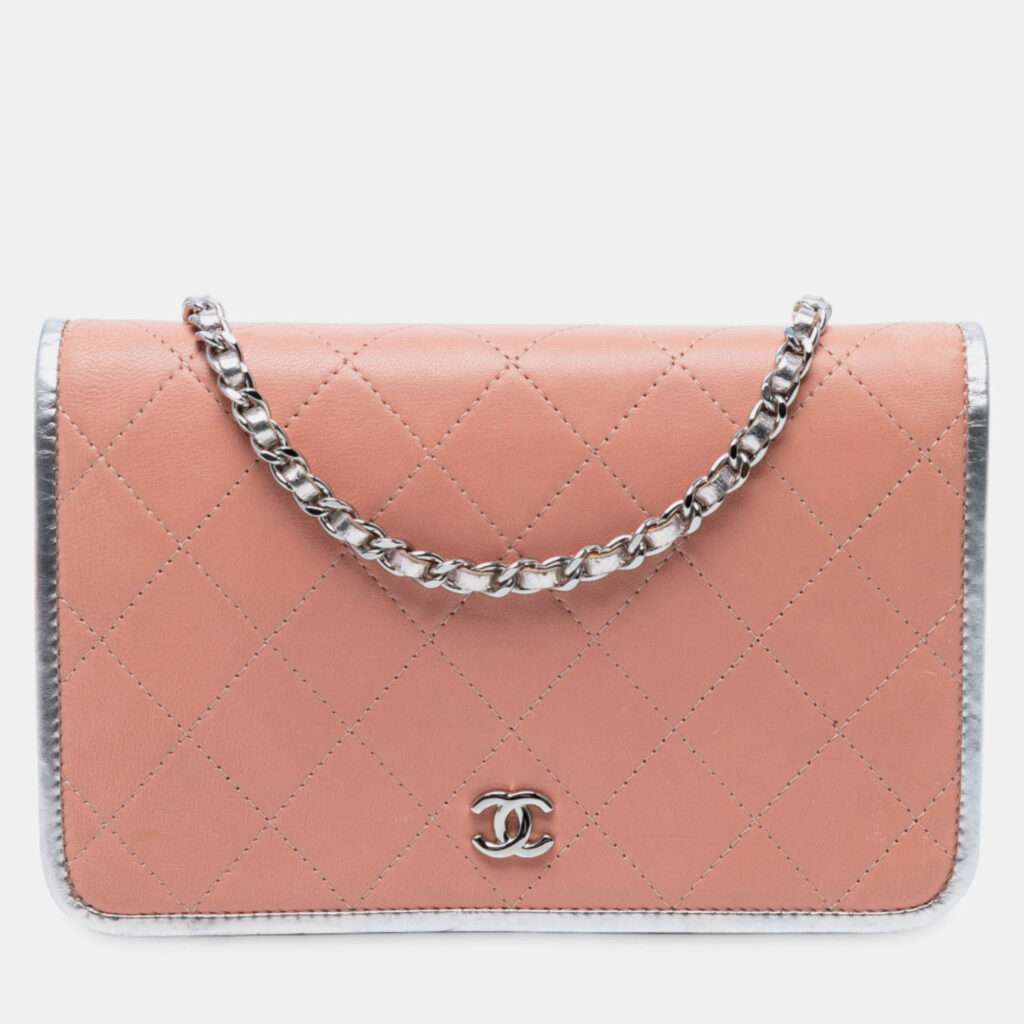 Chanel Pink CC Quilted Bicolor Lambskin Wallet On Chain Chanel Pink CC Quilted Bicolor Lambskin Wallet On Chain
