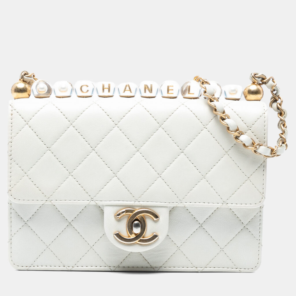 Chanel White Medium Lambskin Chic Pearls Flap Chanel White Medium Lambskin Chic Pearls Flap