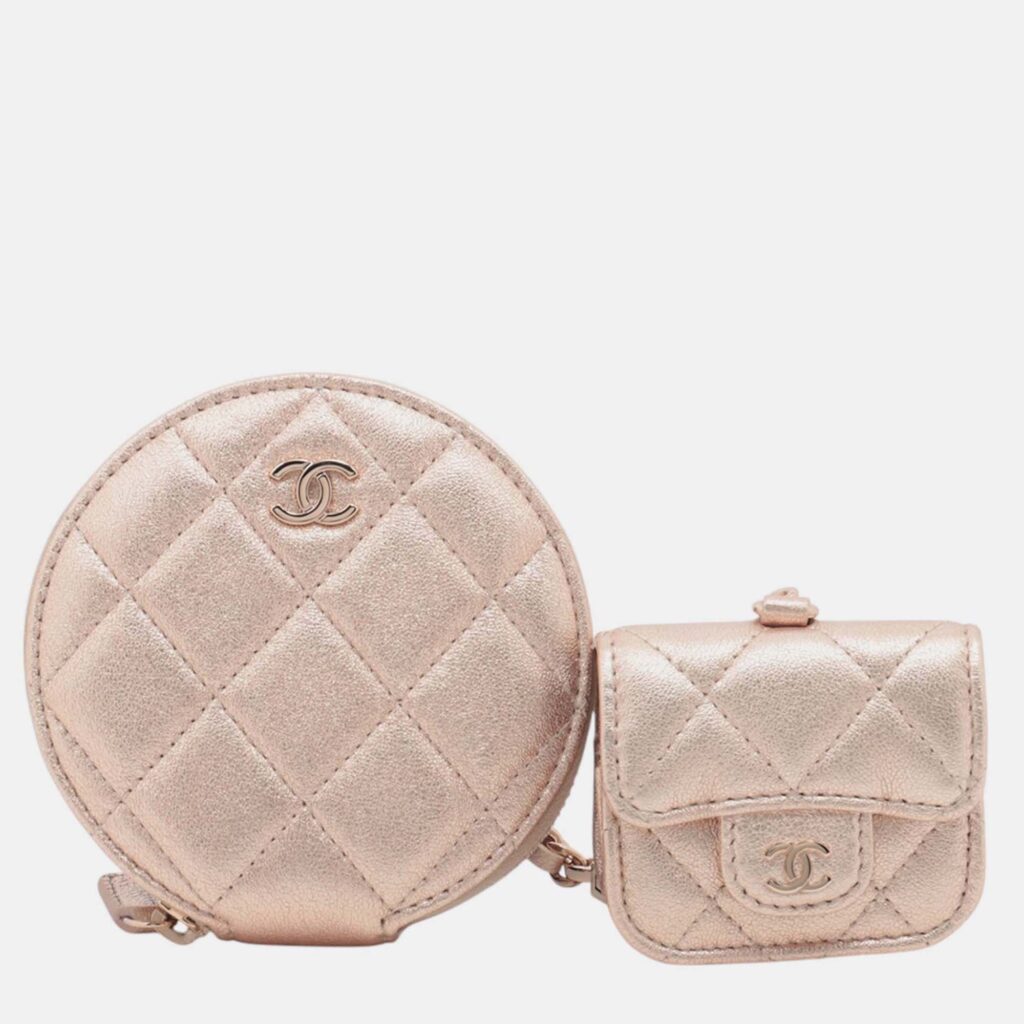 luxury-women-chanel-used-handbags-p1242747-006-1.jpg Chanel Pink CC Quilted Metallic Lambskin Coin Pouch and AirPods Pro Case