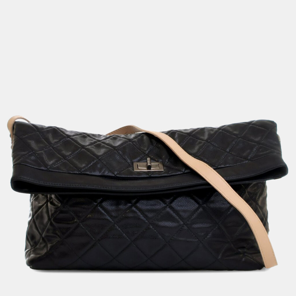 luxury-women-chanel-used-handbags-p1244618-012-1.jpg Chanel Black Reissue Quilted Caviar Messenger Flap