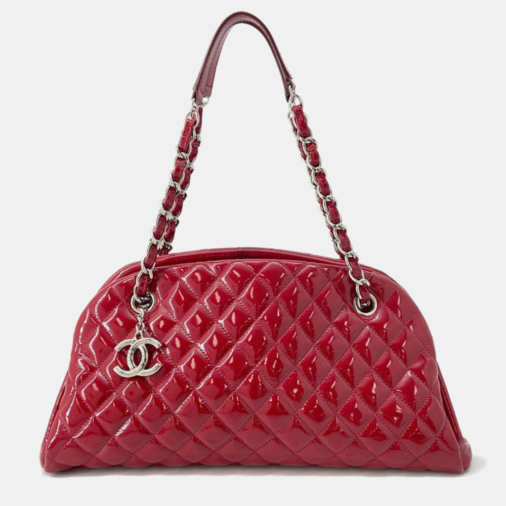 Chanel Matelasse Mademoiselle Chain Boring Shoulder Red Patent Leather Chanel Matelasse Mademoiselle Chain Boring Shoulder Red Patent Leather