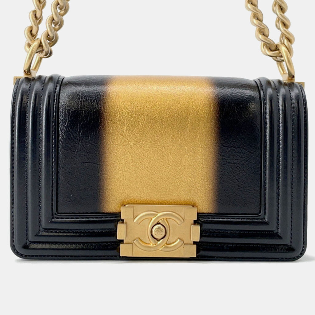 Chanel Boy Chanel Chain shoulder Black/Gold Leather Size Small Chanel Boy Chanel Chain shoulder Black/Gold Leather Size Small