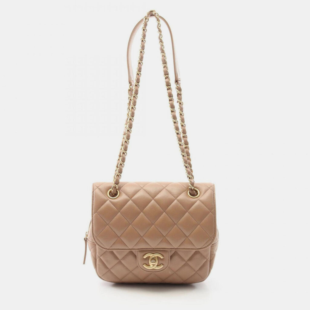 Chanel Matelasse Shoulder Bag In Calfskin Leather Beige Chanel Matelasse Shoulder Bag In Calfskin Leather Beige