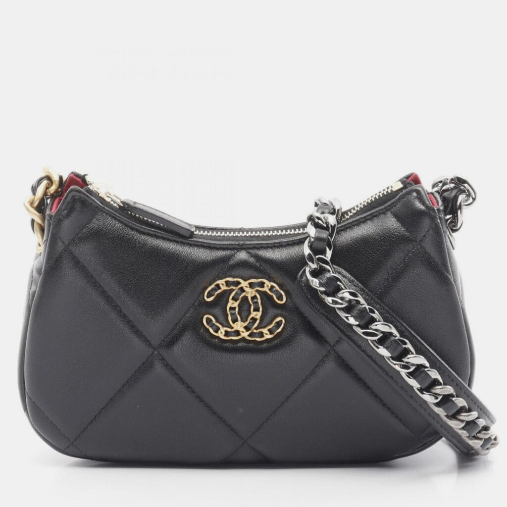 Chanel 19 Matelasse Small Hobo Shoulder Bag Leather Black Chanel 19 Matelasse Small Hobo Shoulder Bag Leather Black