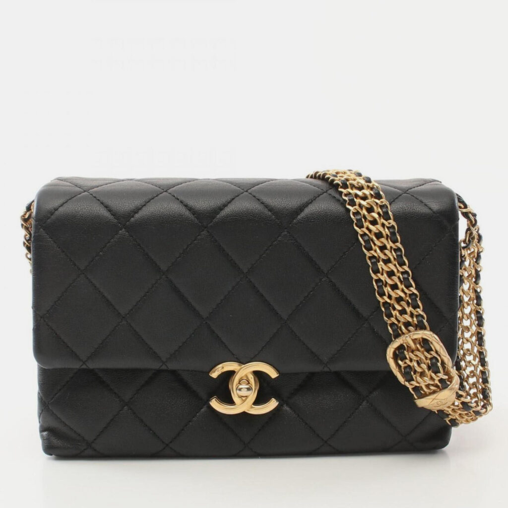 Chanel Matelasse Shoulder Bag Lambskin (Sheepskin) Black Chanel Matelasse Shoulder Bag Lambskin (Sheepskin) Black