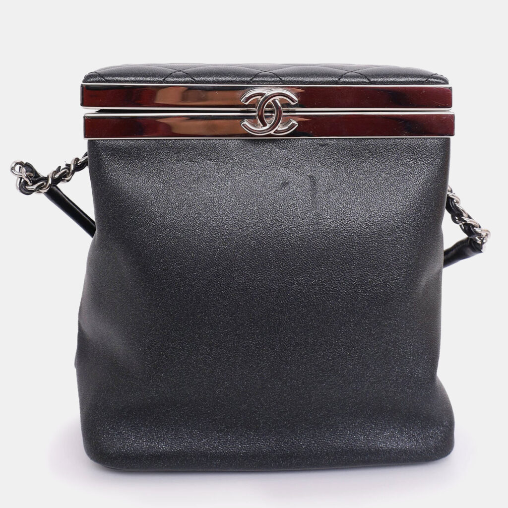 Chanel 2016-17 Black Lambskin Quilted CC Vanity With Strap Chanel 2016-17 Black Lambskin Quilted CC Vanity With Strap