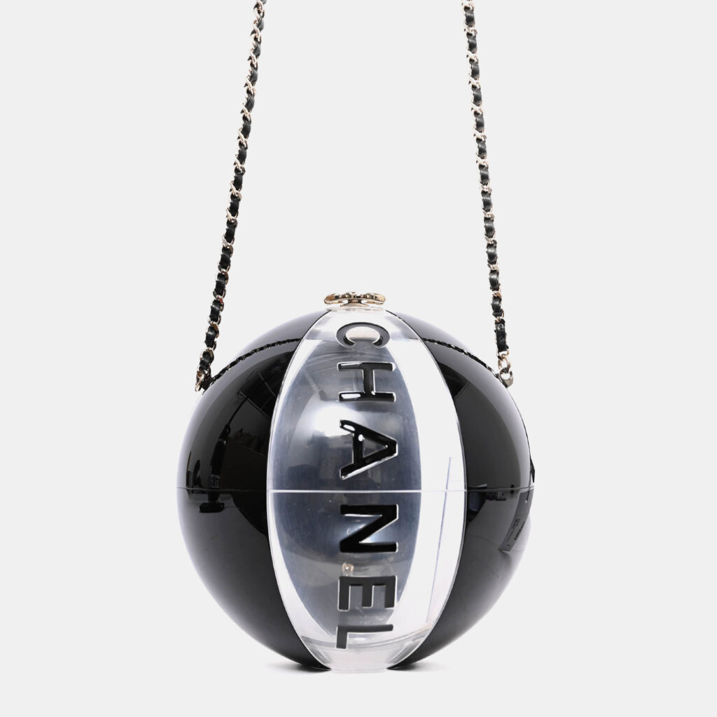 luxury-women-chanel-used-handbags-p1247715-001-1.jpg Chanel 2019 Coco Beach Ball Minaudiere Clutch Bag