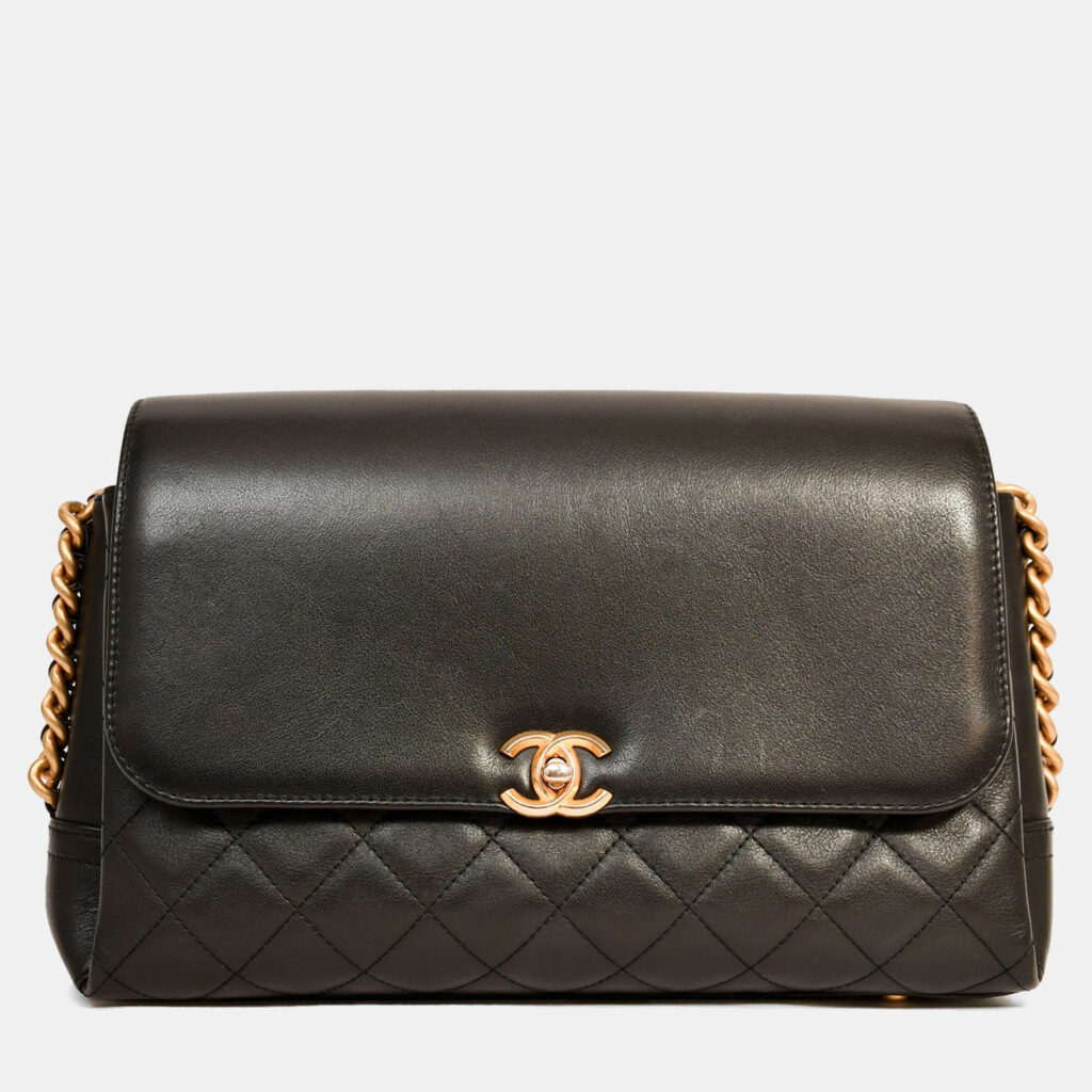 Chanel 2019-20 Black Leather Side Chain Large CC Crossbody Bag Chanel 2019-20 Black Leather Side Chain Large CC Crossbody Bag