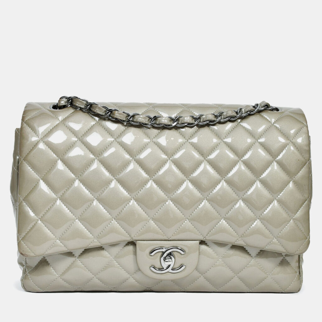 Chanel 2012/13 Grey Patent Quilted Maxi Double Flap Shoulder Bag Chanel 2012/13 Grey Patent Quilted Maxi Double Flap Shoulder Bag