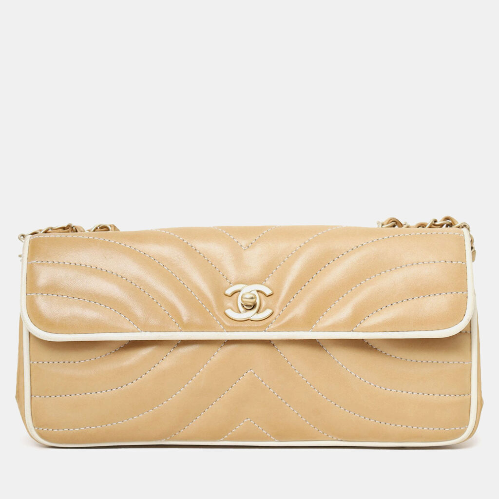 Chanel 2003-04 Beige Leather East West Flap Bag Chanel 2003-04 Beige Leather East West Flap Bag