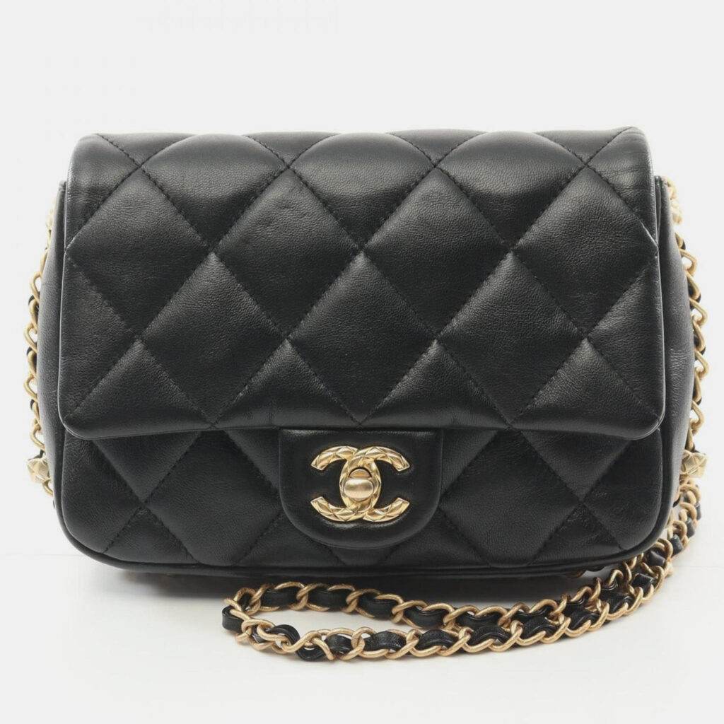 Chanel Matelasse Shoulder Bag Lambskin (Sheepskin) Black Chanel Matelasse Shoulder Bag Lambskin (Sheepskin) Black
