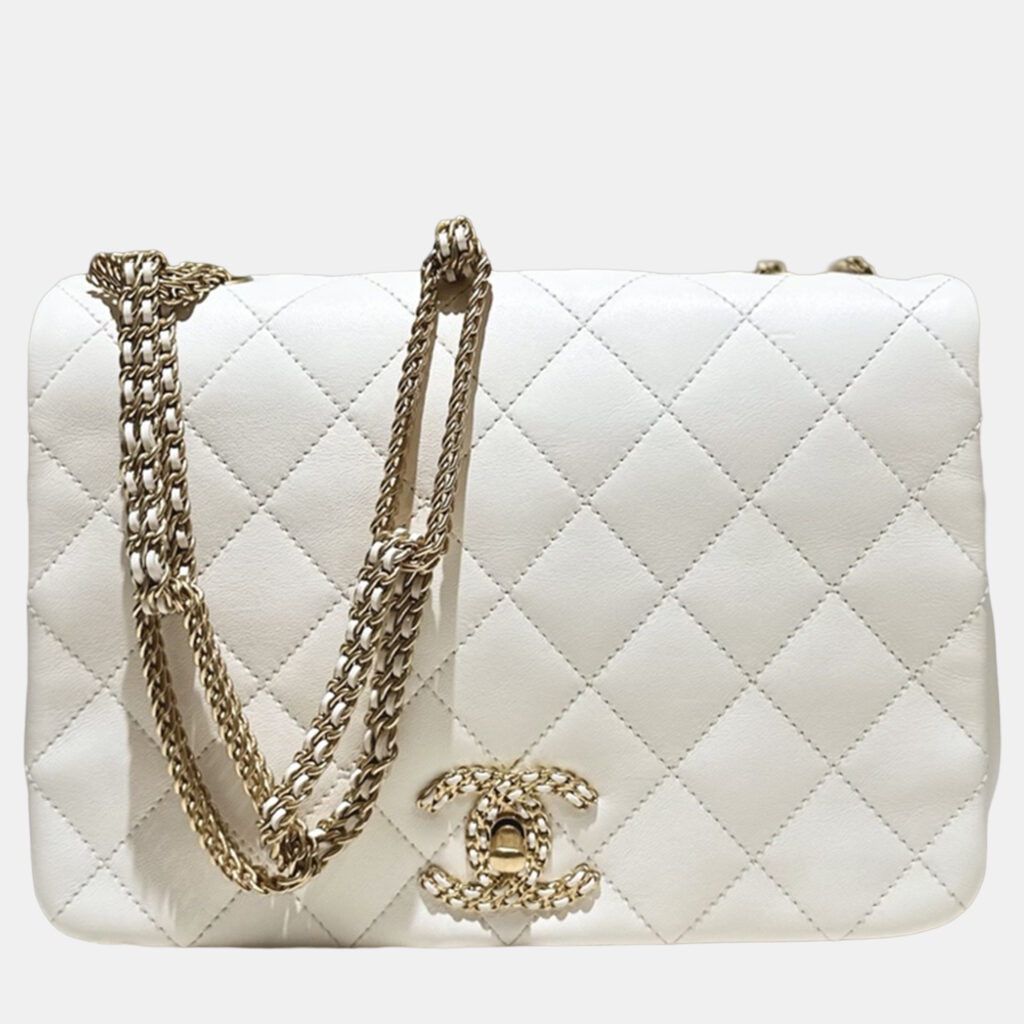 Chanel 22C White Chain Bag Dual Clasp Chanel 22C White Chain Bag Dual Clasp