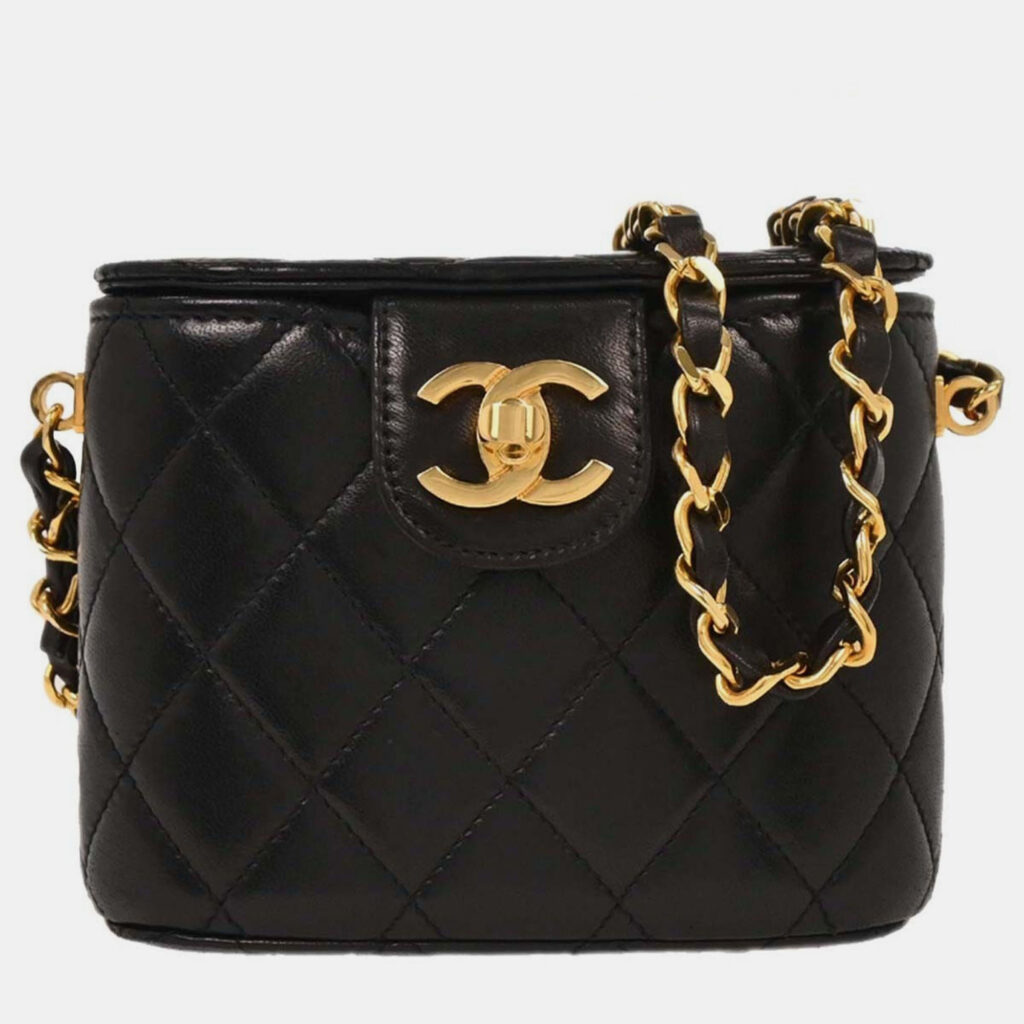Chanel Black Lambskin Vanity Shoulder Bag Chanel Black Lambskin Vanity Shoulder Bag