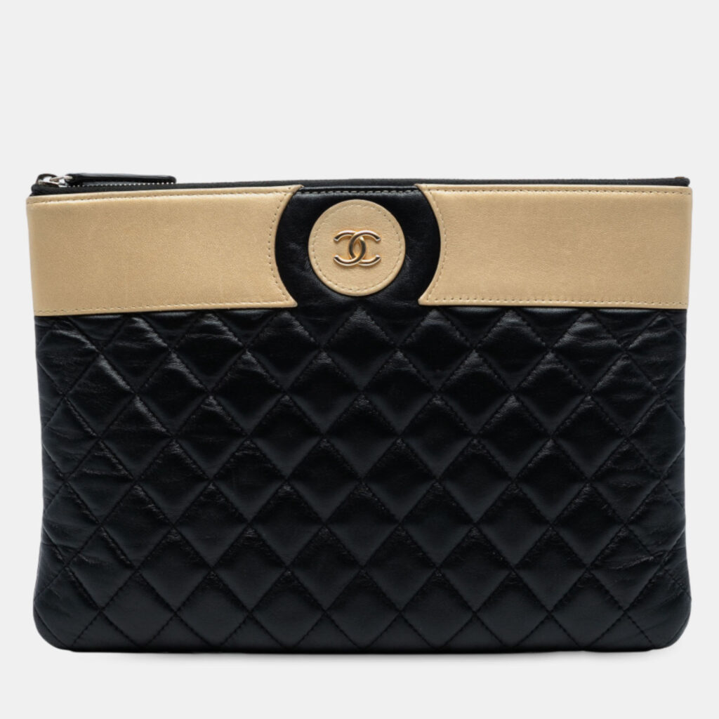 Chanel Black Brown CC Bicolor Quilted Lambskin Clutch Chanel Black Brown CC Bicolor Quilted Lambskin Clutch