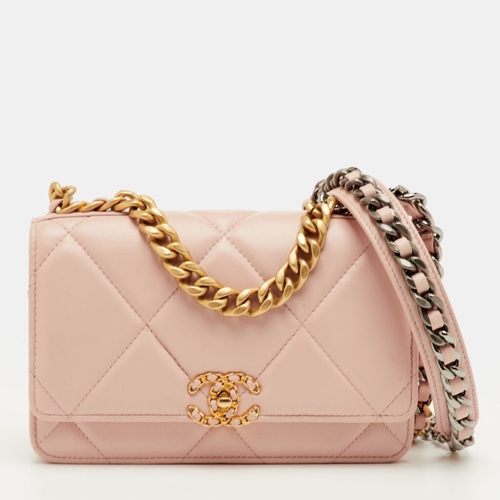 Chanel 19 Flap Pink Quilted Leather Wallet On Chain Chanel 19 Flap Pink Quilted Leather Wallet On Chain
