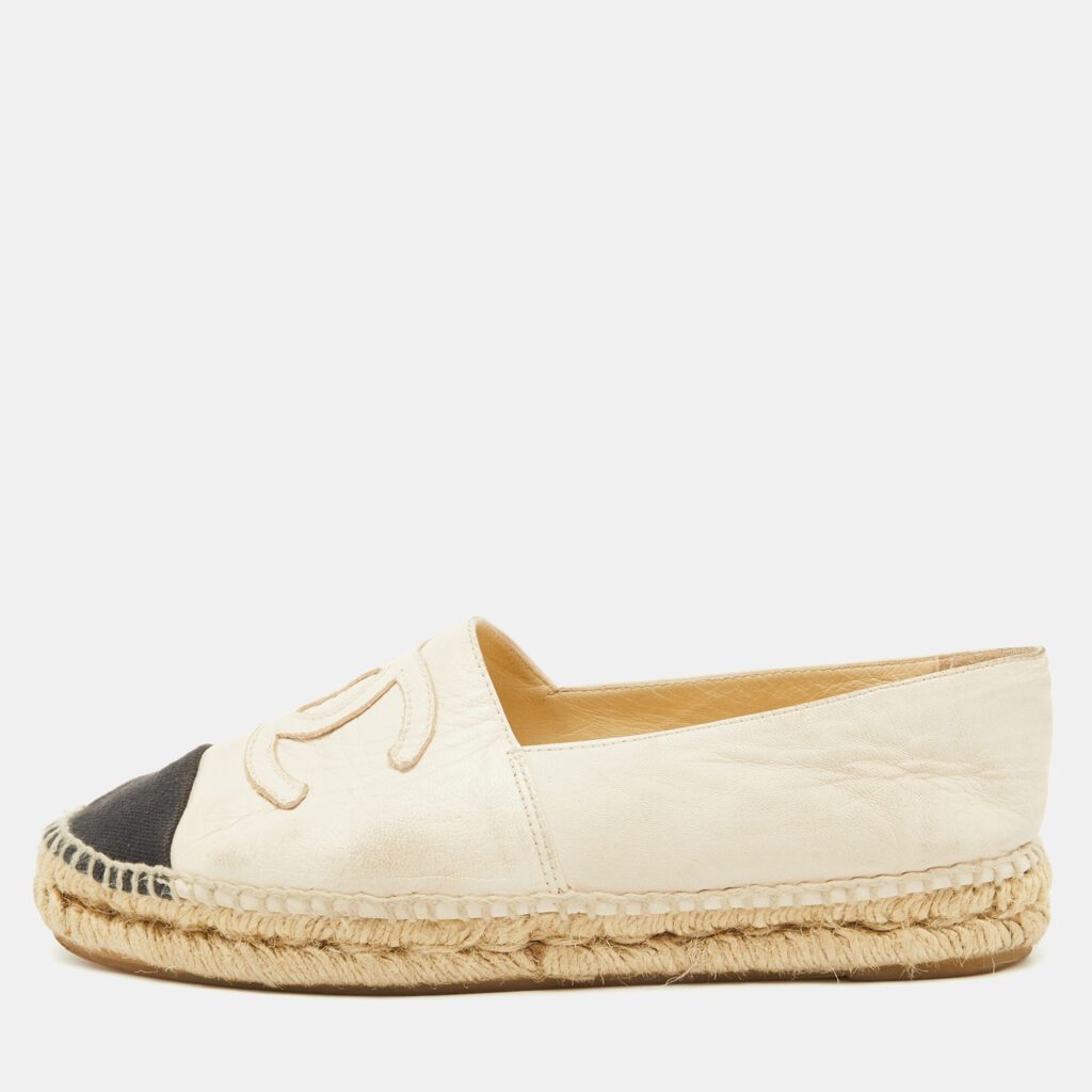 Chanel Off White/Black Leather and Canvas CC Cap Toe Espadrille Flats Size 38