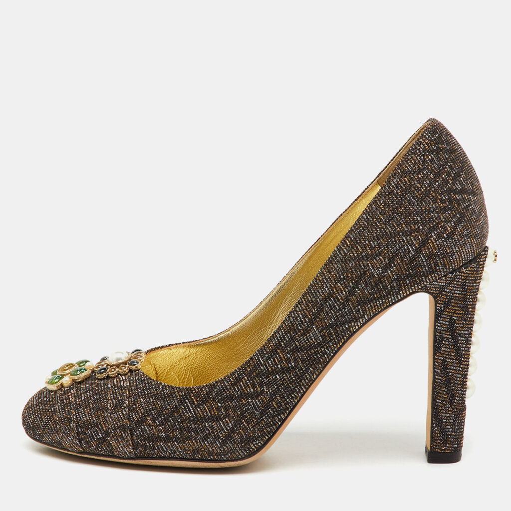 Chanel Metallic Lurex Fabric CC Pearl Heel Pumps Size 37.5 Chanel Metallic Lurex Fabric CC Pearl Heel Pumps Size 37.5