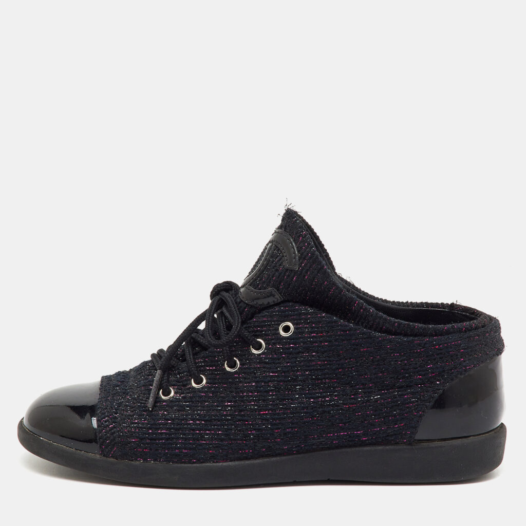 Chanel Black Patent Leather and Shimmer Tweed CC Cap Toe Lace Up Sneakers Size 36 Chanel Black Patent Leather and Shimmer Tweed CC Cap Toe Lace Up Sneakers Size 36