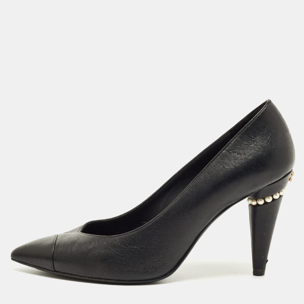 Chanel Black Leather Cap Toe CC Pearl Embellished Heels Pumps Size 39