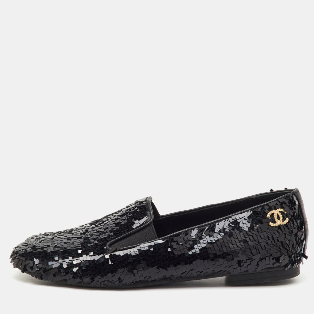 luxury-women-chanel-used-shoes-p1220843-003-1.jpg Chanel Black Sequins CC Smoking Slippers Size 37.5