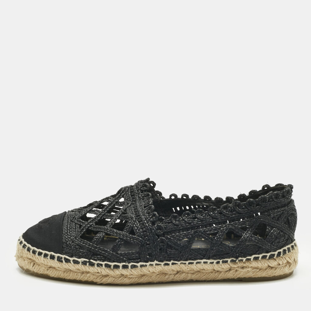 Chanel Black Canvas and Straw CC Espadrille Flats Size 38