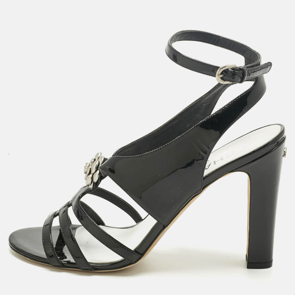 Chanel Black Patent Pearl CC Slingback Sandals Size 39.5 Chanel Black Patent Pearl CC Slingback Sandals Size 39.5