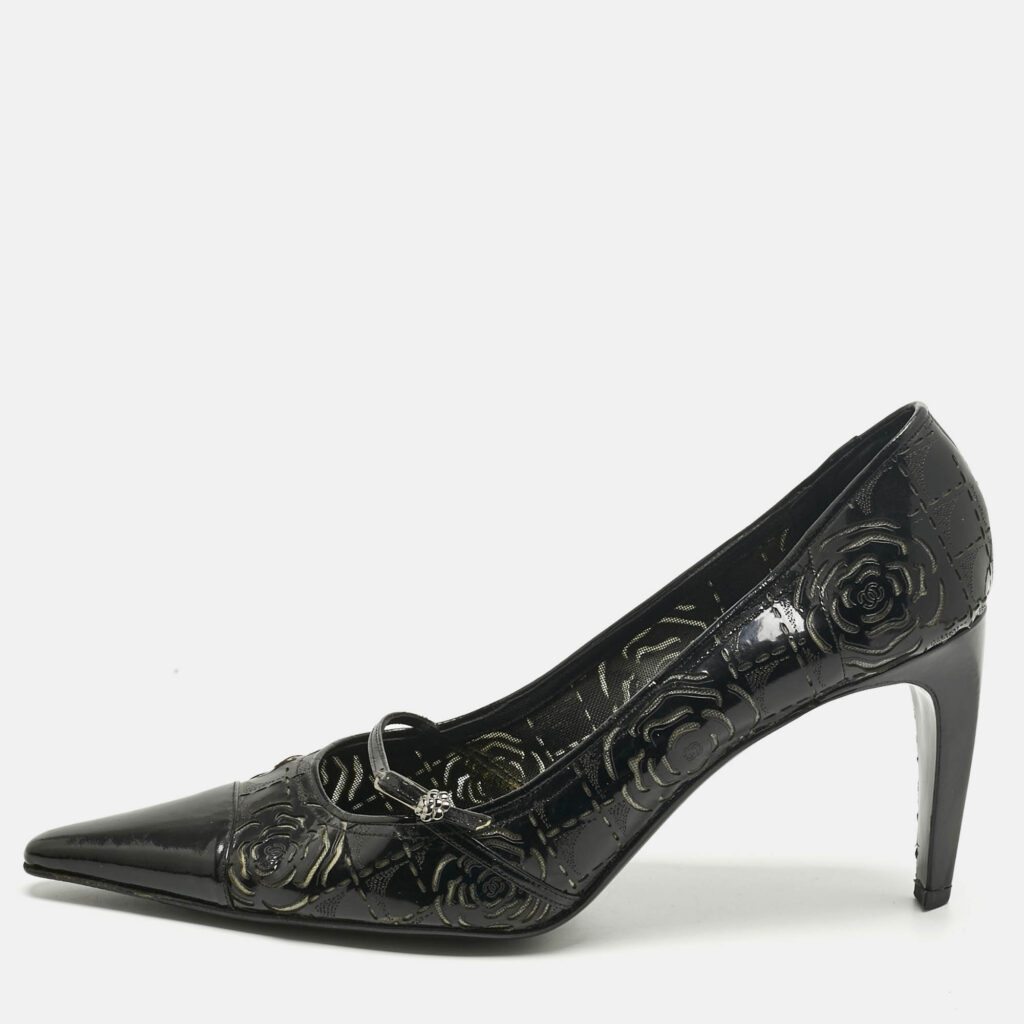 Chanel Black Patent Leather Pumps Size 38 Chanel Black Patent Leather Pumps Size 38