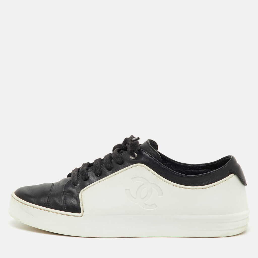 Chanel Black/White Leather and Rubber CC Cap Toe Lace Up Sneakers Size 39