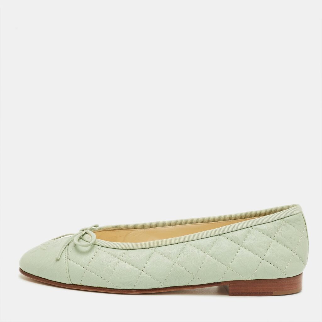 Chanel Green Quilted Leather CC Bow Ballet Flats Size 36