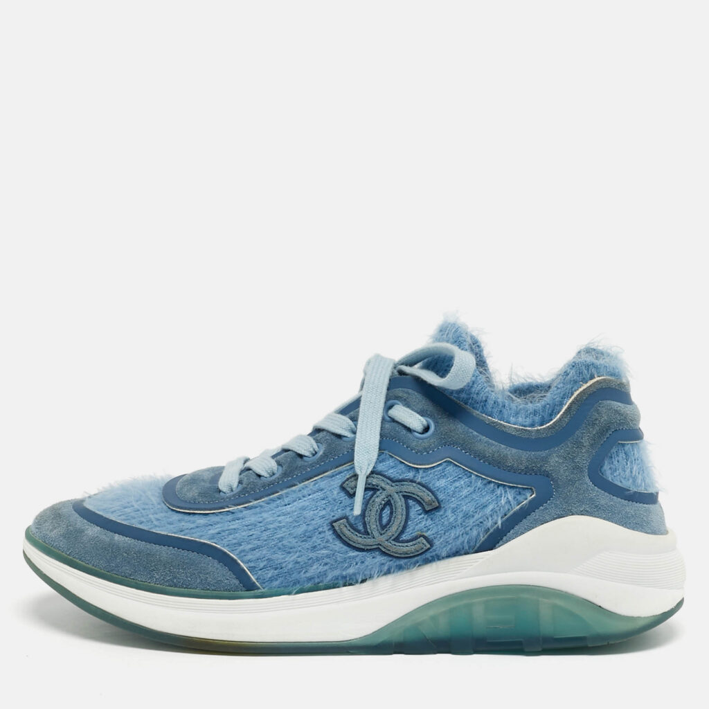 Chanel Blue Knit Fabric and Suede CC Lace Up Sneakers Size 37 Chanel Blue Knit Fabric and Suede CC Lace Up Sneakers Size 37