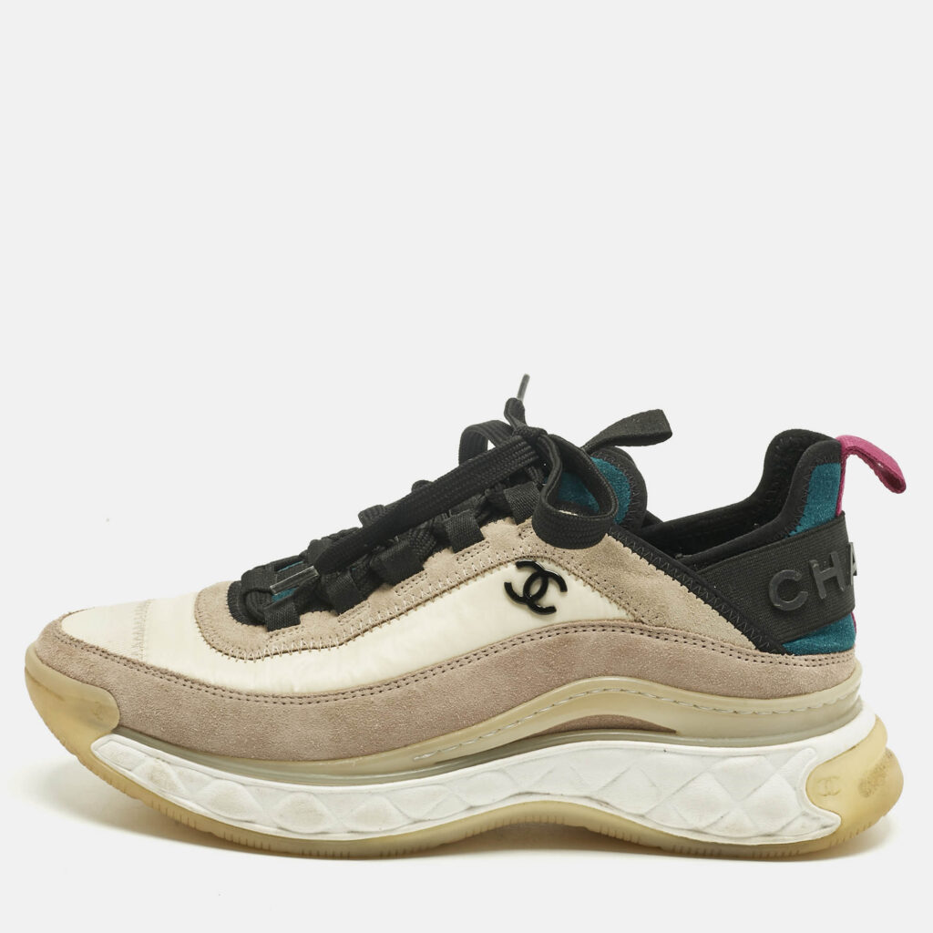 Chanel Multicolor Suede and Nylon CC Lace Up Sneakers Size 38 Chanel Multicolor Suede and Nylon CC Lace Up Sneakers Size 38