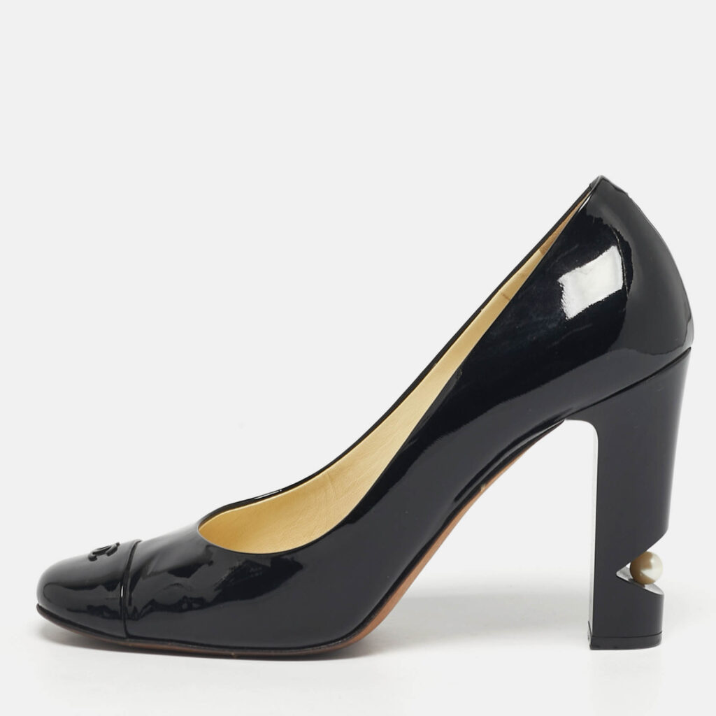 Chanel Black Patent Leather CC Pearl Heel Pumps Size 39.5