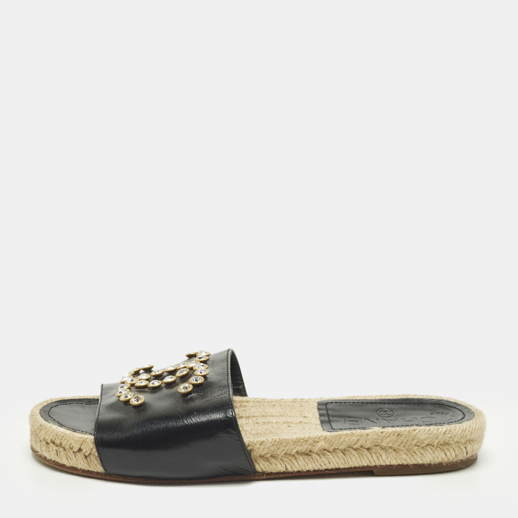 Chanel CC Crystal Embellished Size 36 Black Leather Espadrille Flat Slide Chanel CC Crystal Embellished Size 36 Black Leather Espadrille Flat Slide