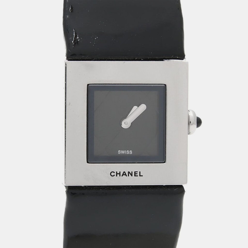 Chanel Matelasse Quartz Black Women's Wristwatch 19 mm
