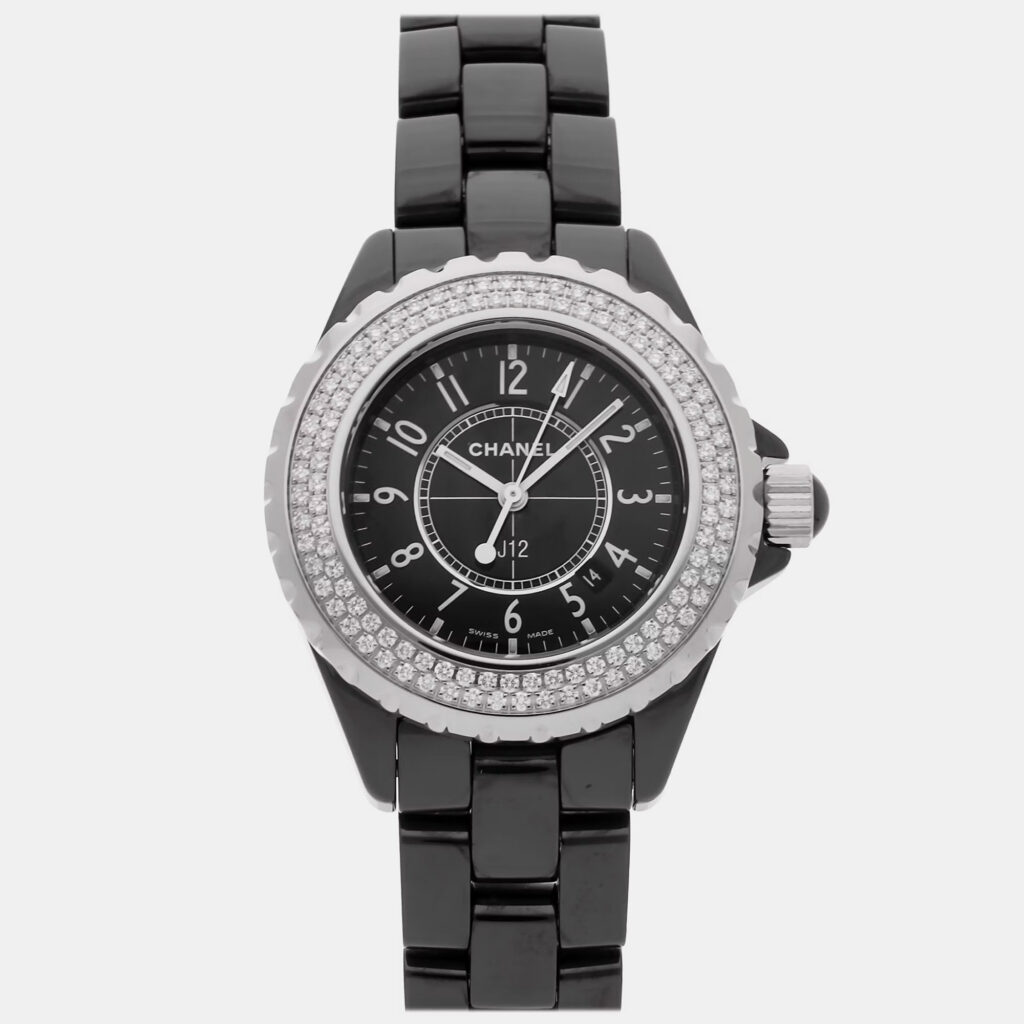 Pre-Owned Chanel J12 H0949 33 mm Pre-Owned Chanel J12 H0949 33 mm