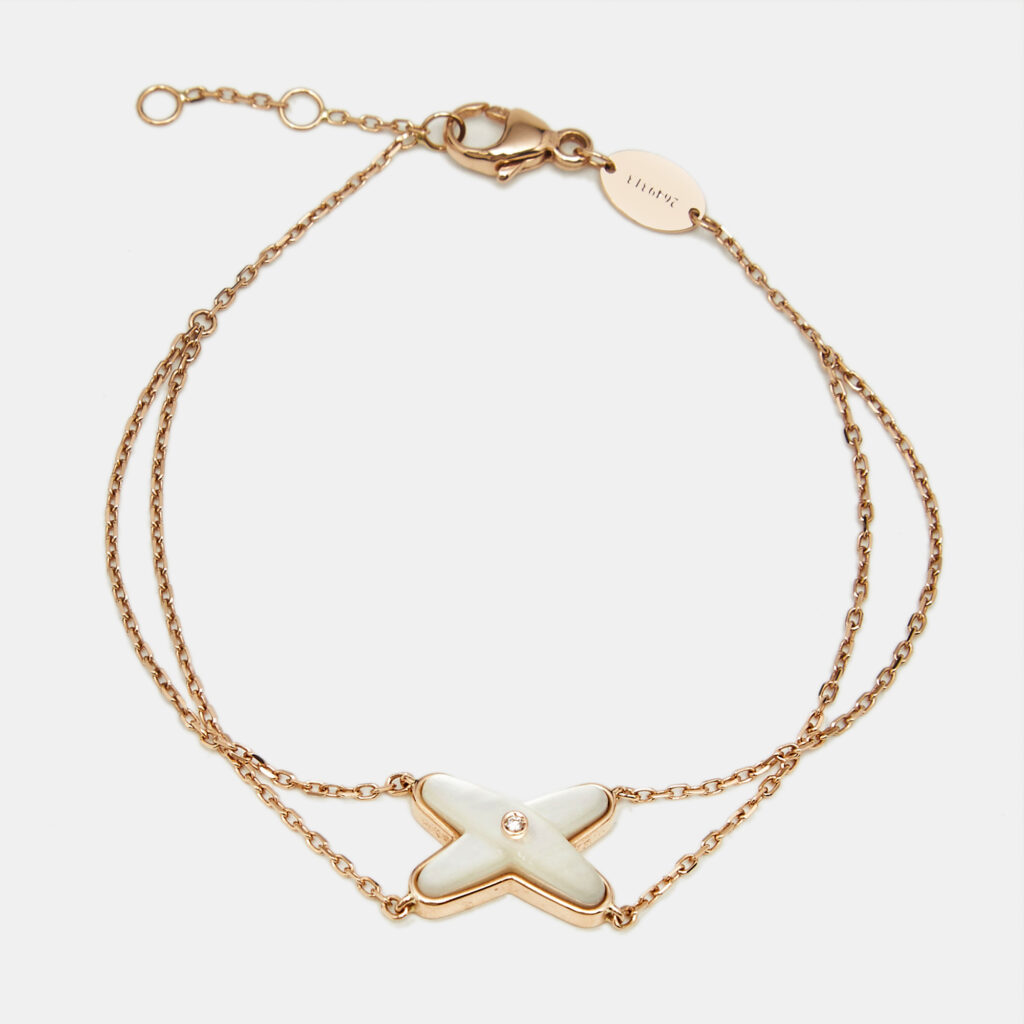 Chaumet Jeux de Liens Mother of Pearl Diamond 18k Rose Gold Bracelet Chaumet Jeux de Liens Mother of Pearl Diamond 18k Rose Gold Bracelet