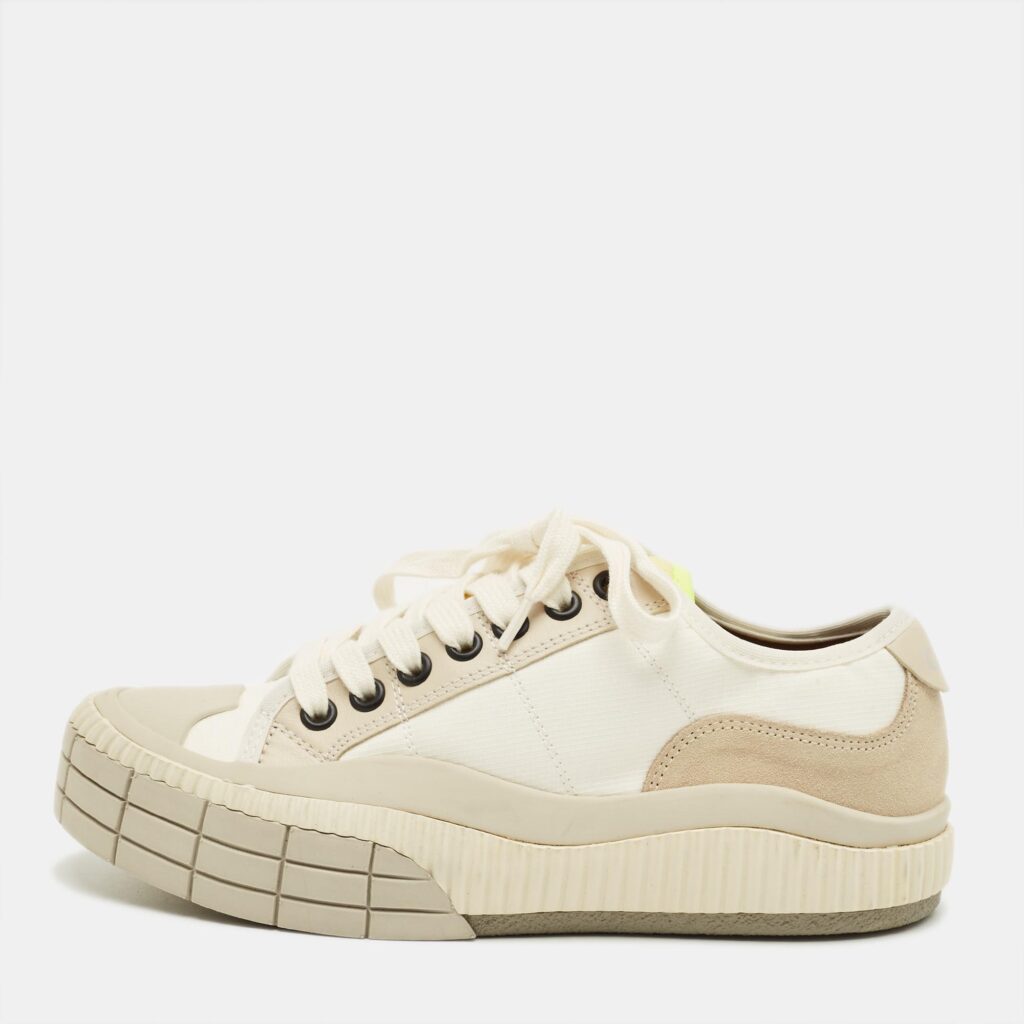 Chloé Clint Beige/White Fabric and Leather Low Top Sneakers Size 35 Chloé Clint Beige/White Fabric and Leather Low Top Sneakers Size 35