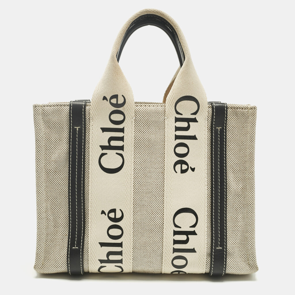 luxury-women-chloe-used-handbags-p1237347-001-1.jpg Chloé Beige/Black Canvas and Leather Small Woody Tote