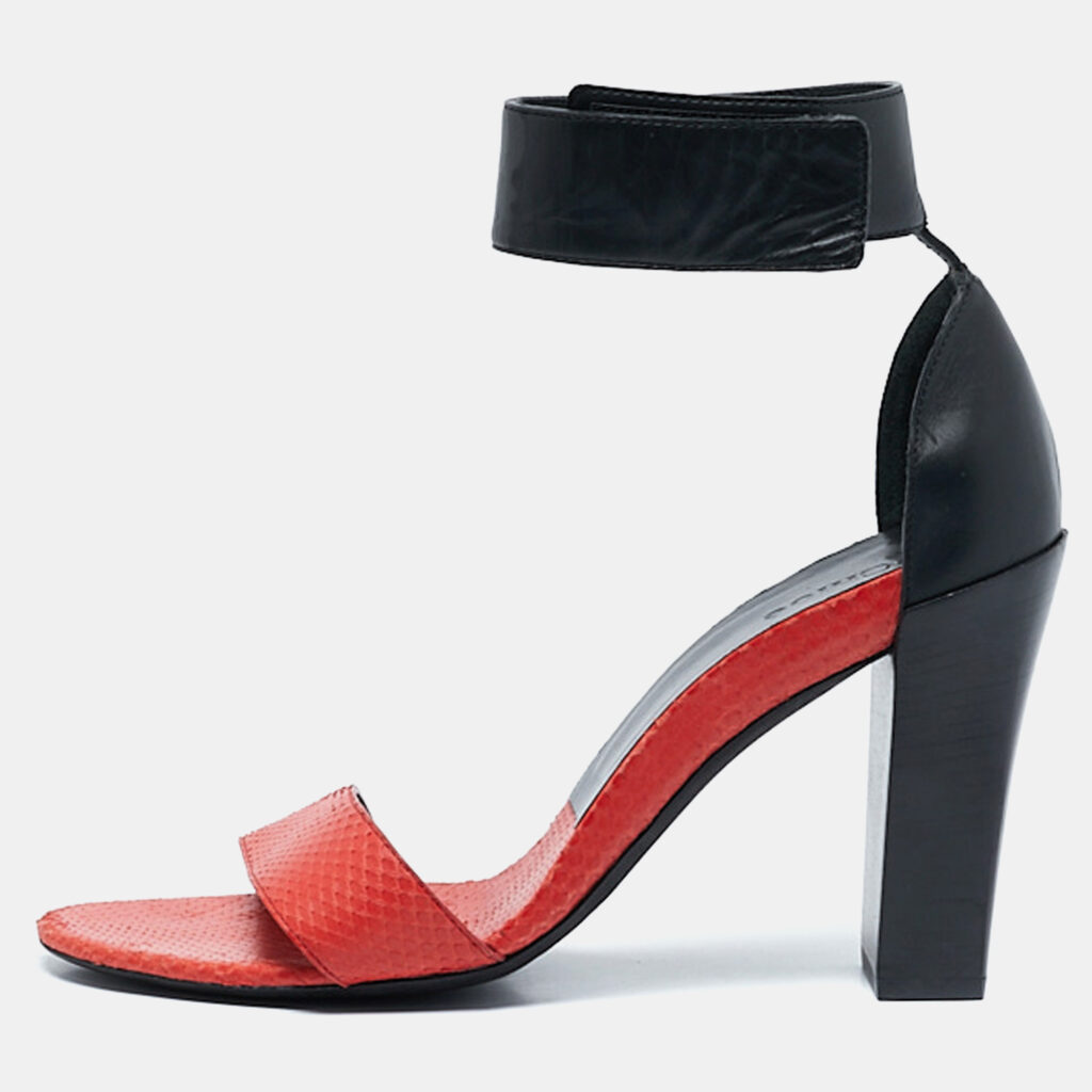 Chloe Black/Orange Leather and Snakeskin Leather Ankle Strap Sandals Size 39 Chloe Black/Orange Leather and Snakeskin Leather Ankle Strap Sandals Size 39