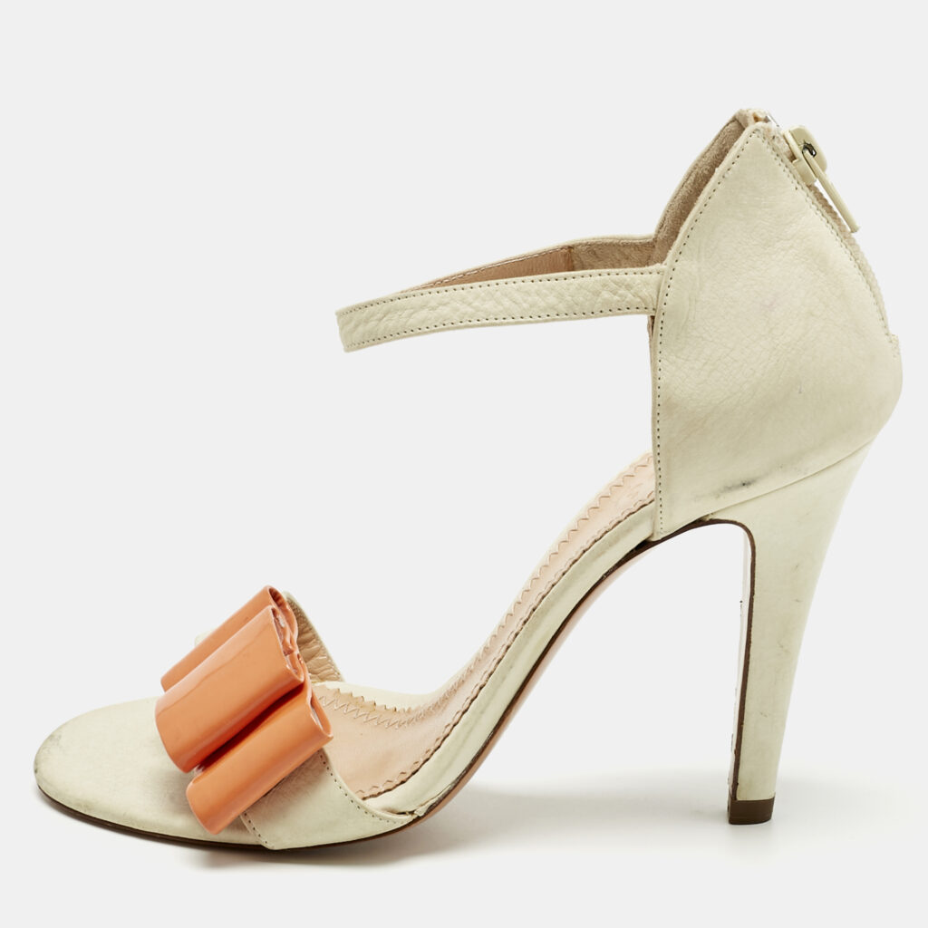 Chloe Cream Leather Bow Ankle Strap Sandals Size 37 Chloe Cream Leather Bow Ankle Strap Sandals Size 37